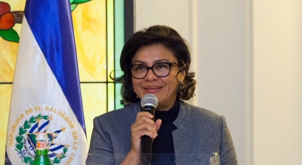 Sanda Elisabeth Alas Guidos, Ambasciatore di El Salvador in Italia