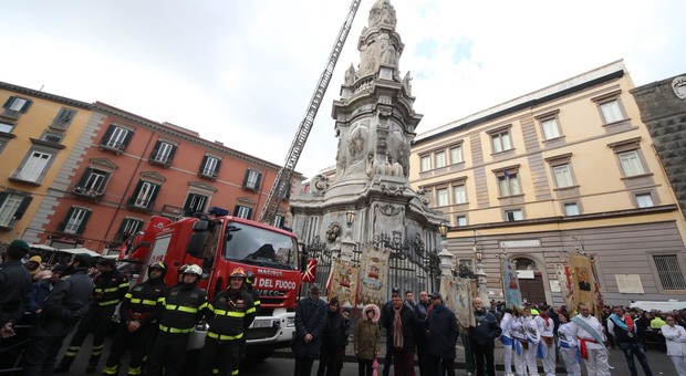 Immacolata a piazza del Gesù, il cardinale Sepe: «I giovani speranza di Napoli»