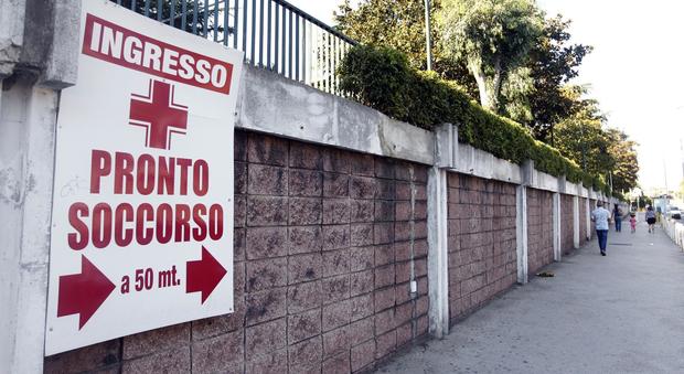 Napoli, l'ospedale San Paolo resta senza anestesisti: sospesi operazioni chirurgiche e interventi programmati
