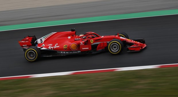 Formula 1, Vettel precede Bottas a metà giornata nei test Montmelò