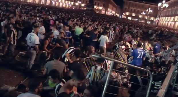 Torino, incidenti a Piazza San Carlo: interrogato in procura il viceprefetto