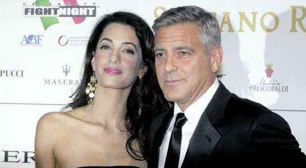 Clooney sposa Amal a Venezia, celebra l'amico Walter Veltroni
