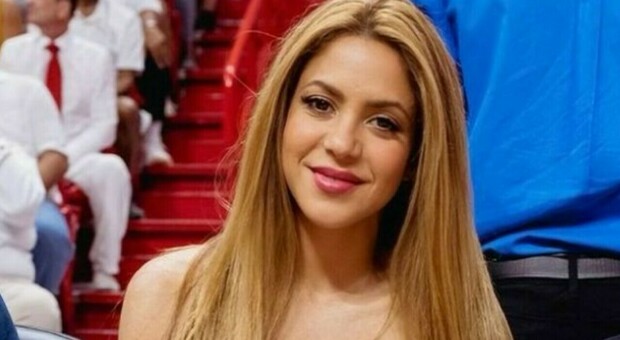 Shakira: «La mia carriera ha sofferto perché ho dovuto sostenere Piqué»