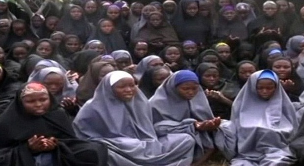 Boko Haram, da vittime a carnefici: giovani rapite e costrette a sgozzare cristiani