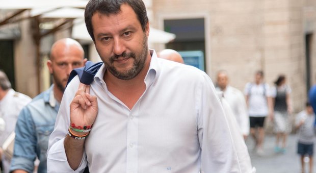Lega condannata per uso fondi pubblici, Salvini: «I giudici ci bloccano i conti, vogliono metterci il bavaglio»