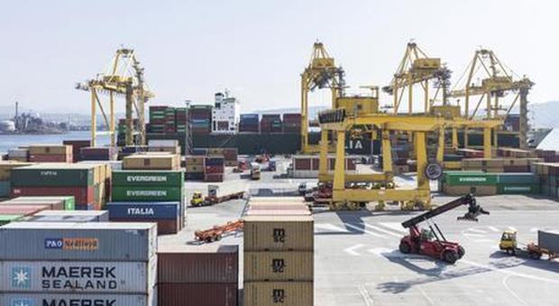 Porto a gonfie vele: movimentate milioni di tonnellate di merci, boom container