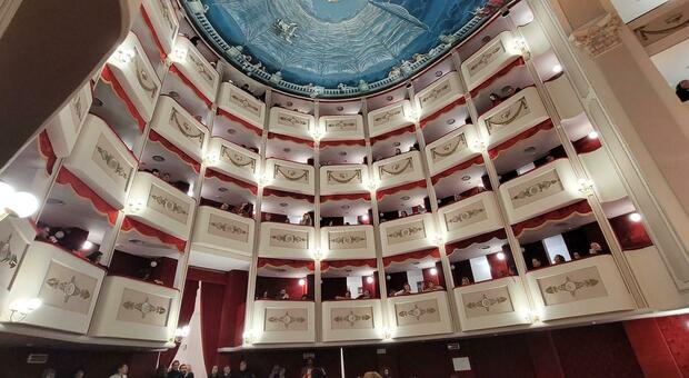 L'interno del Teatro Comunale di Benevento