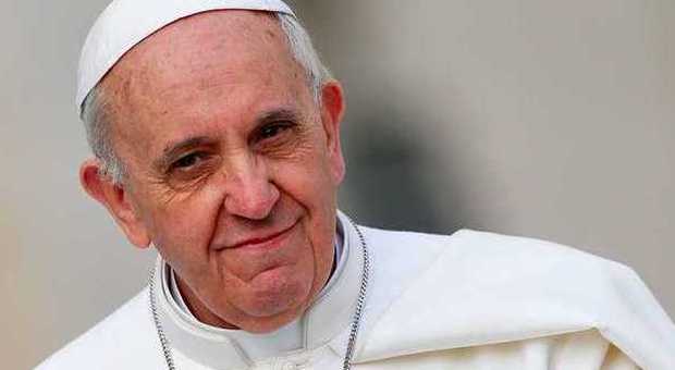 «Le strutture dei pellegrini per i senza casa»: il Papa risponde ad Action