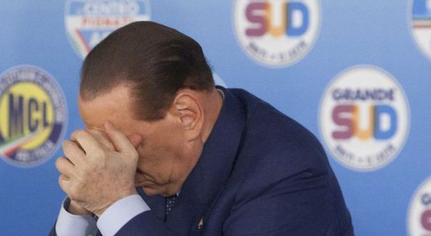 Berlusconi ricoverato tenta la carta del rinvio. I suoi: «Non è un escamotage contro i giudici»