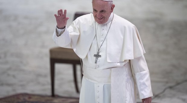 Corinaldo, Papa Francesco: «Una preghiera per i cinque ragazzi e la mamma»
