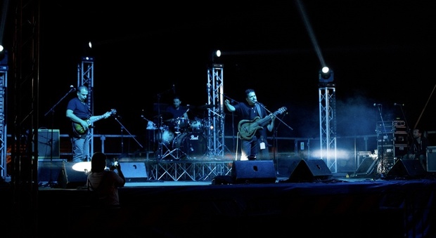 Riflettori accesi sul Valle Rock Festival sul palco guest star i «Kutso»