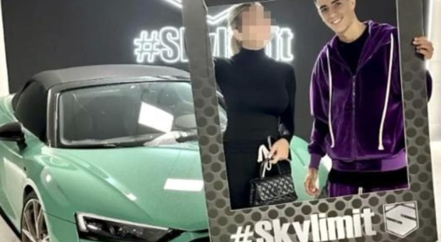 Chanel Totti affitta un'Audi da 168mila euro per Cristian Babalus: l'atuonoleggio è lo stesso degli youtuber che uccisero il piccolo Manuel Proietti