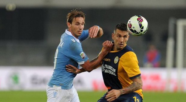 Lazio, occasione sprecata a Verona Vantaggio di Lulic, pari di Toni su rigore Al Bentegodi finisce 1-1
