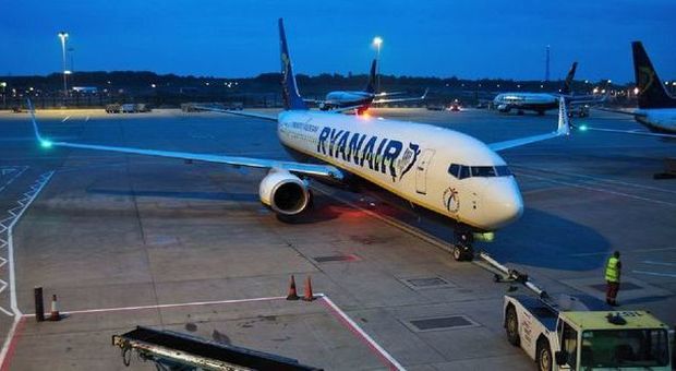 Bilancio, ok della giunta: 2,5 milioni per Ryanair e tagli alle partecipate