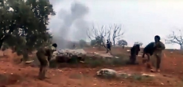Siria, pilota russo abbattuto si fa esplodere e uccide jihadisti: «Questo è per i nostri ragazzi»