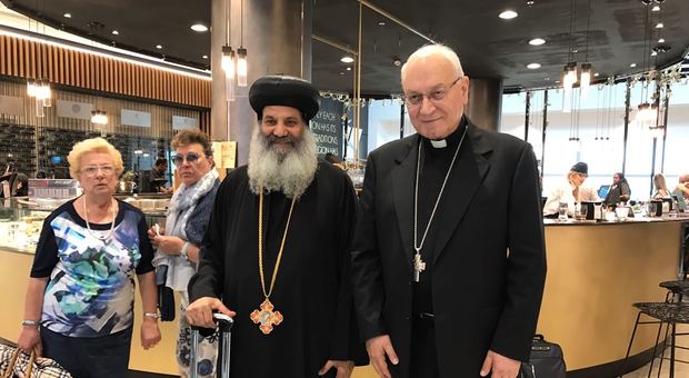 Il vescovo di Viterbo Lino Fumagalli e il vescovo Barnaba Soriany, della chiesa copta di Roma