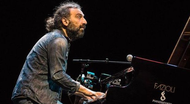 Due Mondi, Ferrara: «Stefano Bollani al concerto finale nel 2016»