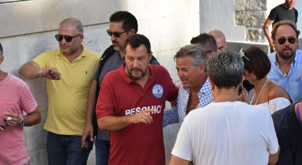 immagine Crisi di governo, Salvini: in Aula prima di Ferragosto DIRETTA. Lite con M5S