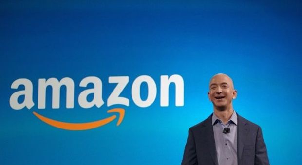 Jeff Bezos l'uomo più ricco del mondo, nuovo sorpasso su Bill Gates