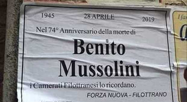Filottrano, manifesti di Forza Nuova in memoria di Benuito Mussolini