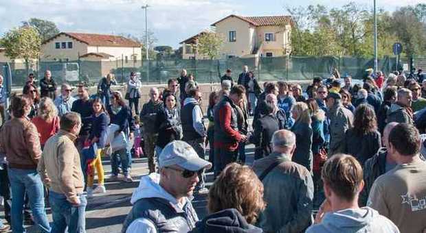 Marino all'Infernetto visita i minori rifugiati di Tor Sapienza: «Sistemazione temporanea»