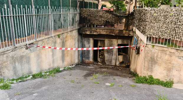 Gragnano: fiamme sotto la casa dei killer di Nicholas, il 17enne ucciso un anno fa