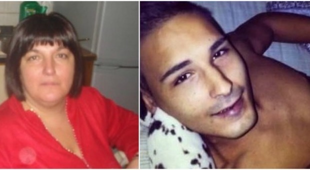 Donna uccisa a coltellate in casa, in manette il figlio 21enne: "È stato lui"