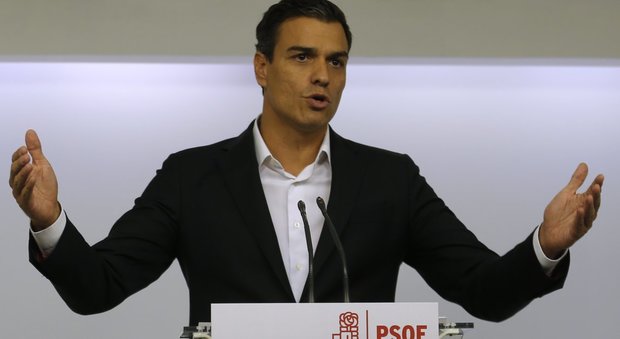 Spagna, il Psoe vota contro Sanchez: il segretario si dimette