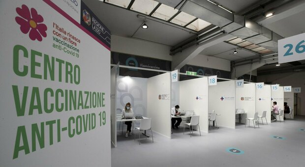 Nel Lazio registrati 7.200 nuovi casi Covid, a Roma sono 3.450. Quarta dose: aperte prenotazioni