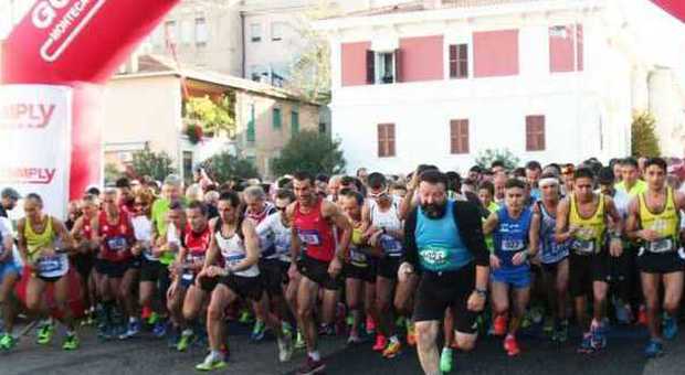 Mezza maratona nel segno di Caimmi Tra le donne si impone Cristina Marzioni
