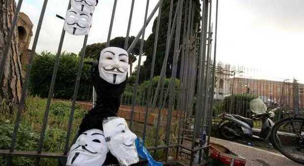 In Usa il primo hacker "pentito", stavolta è Anonymous a tremare: sventati 300 attacchi informatici