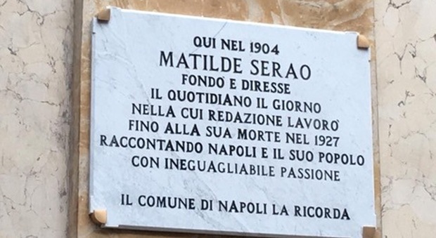 Napoli ricorda Matilde Serao: una targa nella Galleria Umberto I