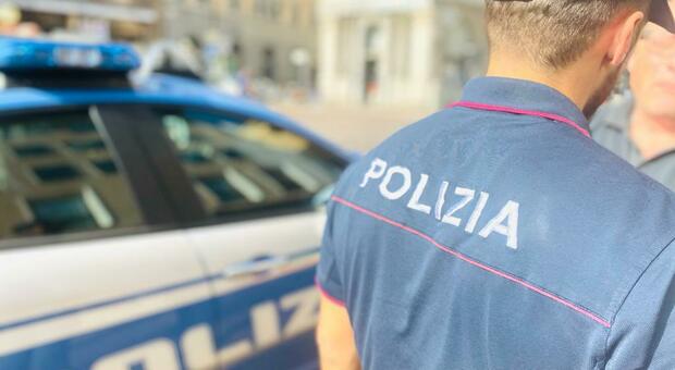 Udine, segnava le porte delle case da derubare: arrestato
