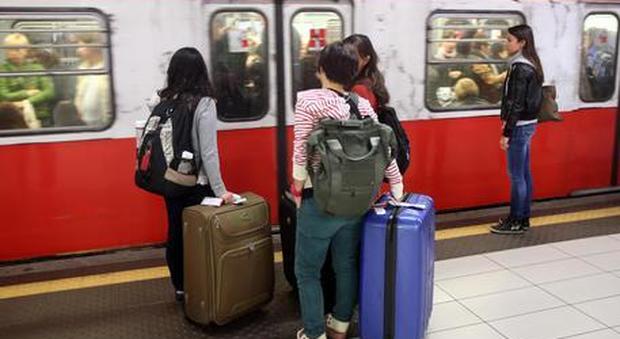 Milano, altra frenata brusca in metro: 4 contusi