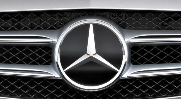 Daimler richiama 3 milioni di Mercedes: "Cambi ai motori diesel"