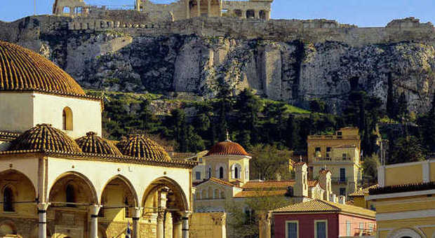 Atene Plaka e il Partenone