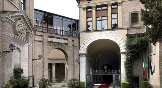 Domani per la prima volta aperta al pubblico Villa Borromeo, sede dell'ambasciata italiana presso il Vaticano