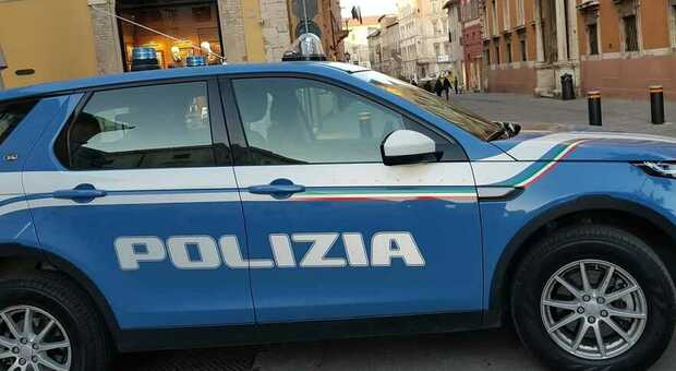 Perugia, imprenditore e polizia smascherano la banda della truffa del catrame