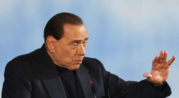 Berlusconi pronto a un governo con M5S e Sel: «Il governo Monti fu un colpo di Stato»