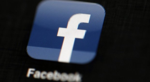 Facebook e la privacy: Zuckerberg avrebbe insabbiato tutto