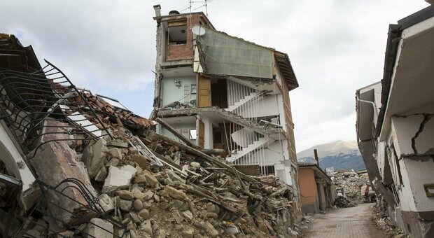 Amatrice multa-beffa: «C’era il terremoto, non pagarono l’Inps e l'Irpef»