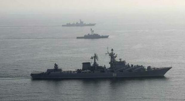 Ucraina, “manovre” di 30 navi da guerra della Russia nel Mar Nero