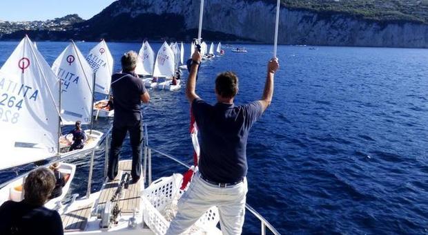 La scuola velica Yacht Club Capri trionfa in mare e fa il pieno di applausi