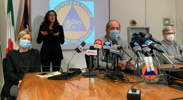 Covid Veneto, Zaia: «Terapie intensive al livello del 19 marzo, domani ordinanza anti-assembramenti»