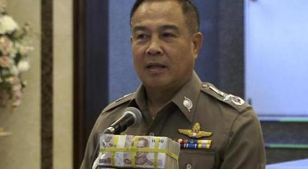 Attentato Bangkok, la polizia si premia con 54mila dollari
