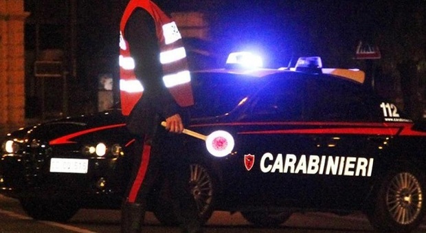 San Giorgio a Cremano. Posto di blocco, carabinieri in un servizio ad "Alto impatto"