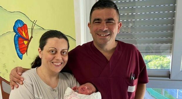 Salerno, mamma e figlia salvate dall'equipe della gravidanza a rischio