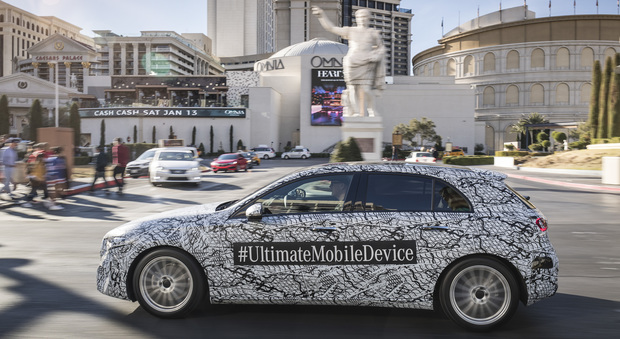 La nuova Mercedes Classe A in prova per le strade di Las Vegas durante il CES 2018