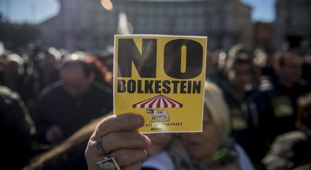 Bolkestein, tutto rinviato al 2020: il Pd 'salva' gli ambulanti, ecco perché