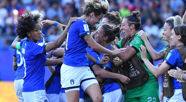 Le Azzurre fanno impazzire l'Italia: 2-0 alla Cina, siamo ai quarti!